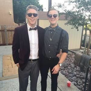 Meet your Posher, Cameron